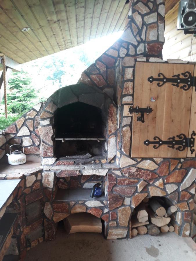 Jaskowa Chata Bieszczady Apartament Z Basenem Baligród المظهر الخارجي الصورة