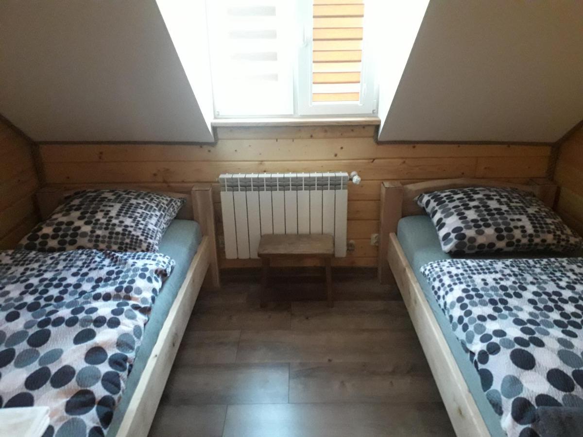 Jaskowa Chata Bieszczady Apartament Z Basenem Baligród المظهر الخارجي الصورة