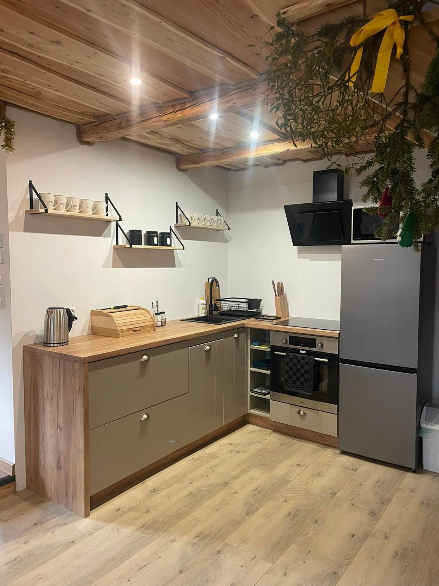 Jaskowa Chata Bieszczady Apartament Z Basenem Baligród المظهر الخارجي الصورة